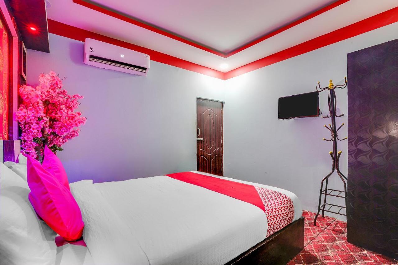 Oyo 597 Royal Adventure Bardiya Resort Exterior photo