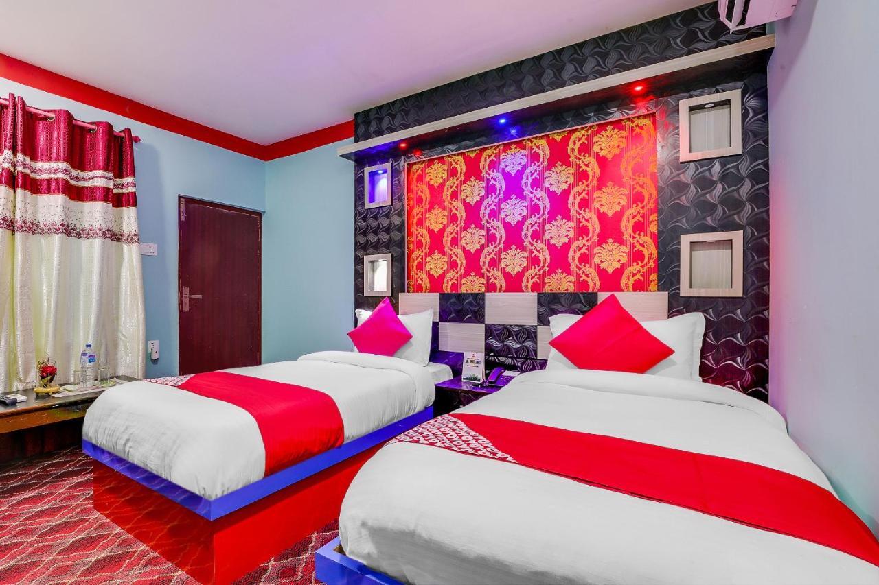 Oyo 597 Royal Adventure Bardiya Resort Exterior photo